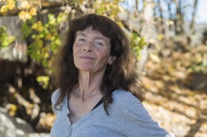 Portrait of Catherine Poulain 18/11/2015 ©Geoffroy MATHIEU/Opale/Leemage/Éditions de Lolivier PHOTO LIBRE DE DROITS POUR LA PROMO EN PRESSE ECRITE ET NUMERIQUE TERRITOIRE FRANCE - 